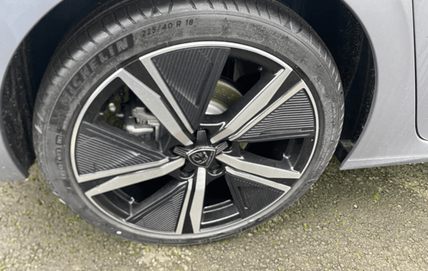 peugeot-308-1-2-puretech-130ch-s-s-gt-eat8 - 109794686