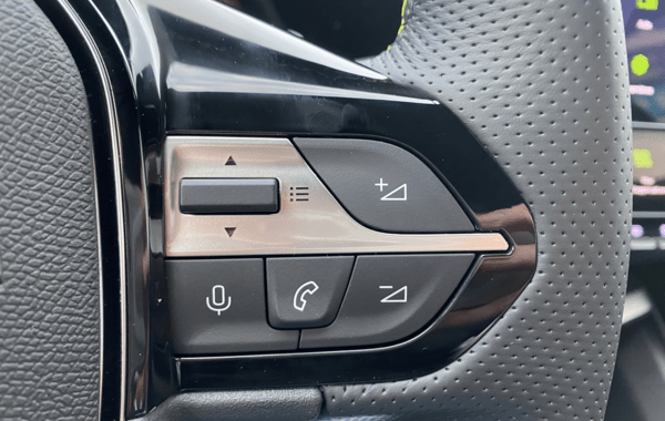 peugeot-308-1-2-puretech-130ch-s-s-gt-eat8 - 109794686