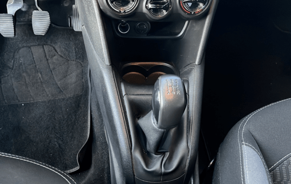 peugeot-208-1-2-puretech-82ch-active-5p - 113304686