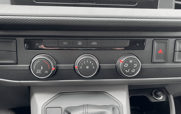 volkswagen-california-2-0-tdi-150ch-beach-camper-dsg7 - 113774686