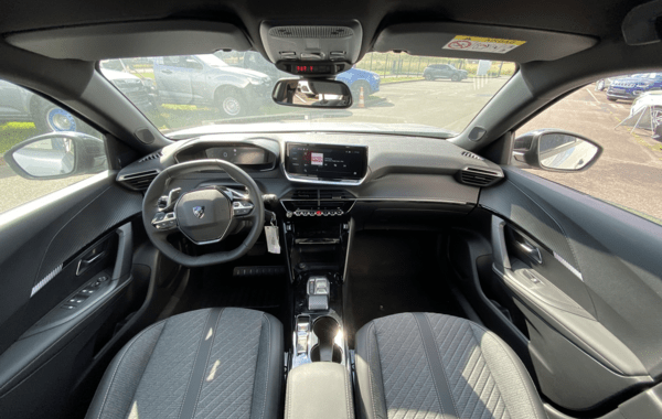 peugeot-2008-1-2-puretech-130ch-s-s-allure-eat8 - 116334686