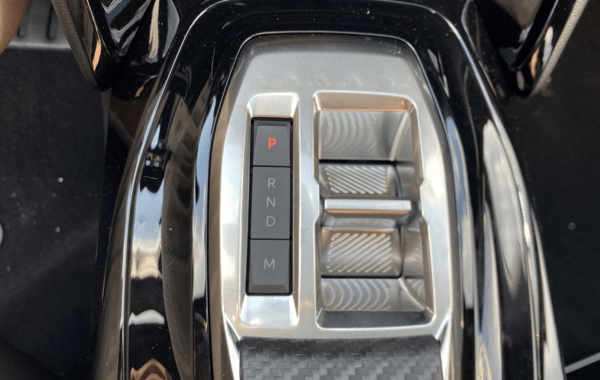peugeot-2008-1-2-puretech-130ch-s-s-allure-eat8 - 116334686