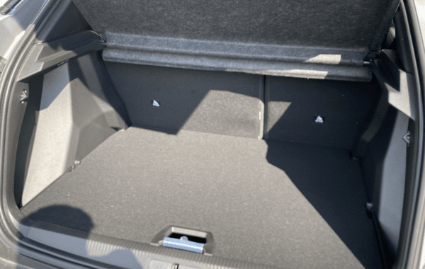 peugeot-2008-1-2-puretech-130ch-s-s-allure-eat8 - 116334686