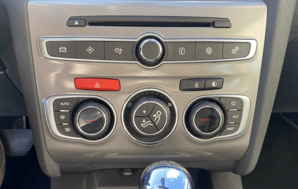 citroen-c4-puretech-130ch-shine-s-s-eat6 - 116554686