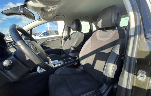 citroen-c4-puretech-130ch-shine-s-s-eat6 - 116554686