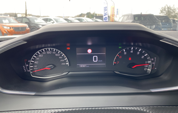peugeot-2008-1-2-puretech-130ch-s-s-allure - 117024686
