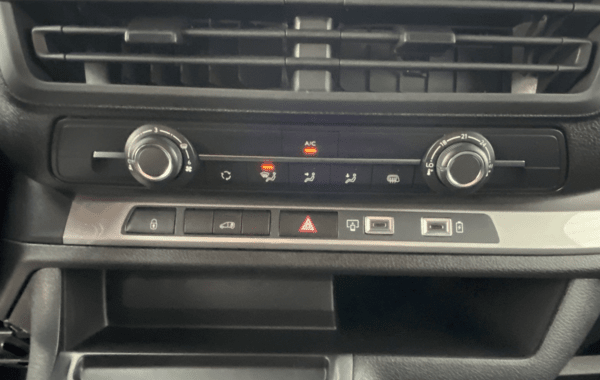 citroen-jumpy-fg-xl-2-0-bluehdi-180ch-s-s-eat8 - 133684686