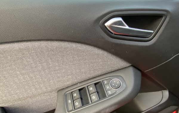 renault-clio-v-1-0-tce-90ch-techno-24 - 134244686