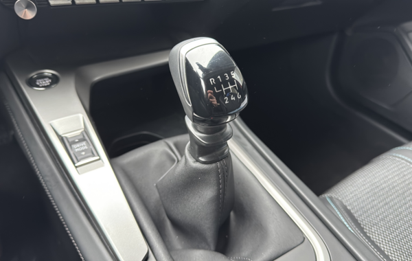 peugeot-308-1-2-puretech-130ch-s-s-allure - 136234686