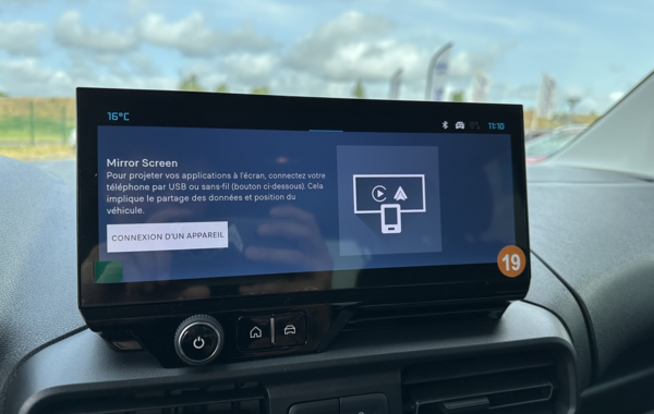 citroen-berlingo-taille-m-1-5-bluehdi-100ch-s-s-plus-5-places - 137094686