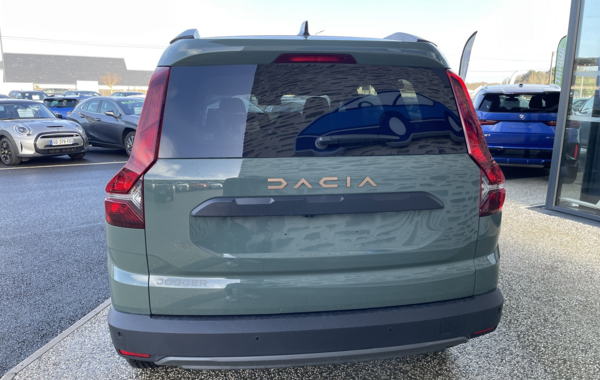 dacia-jogger-1-0-tce-110ch-extreme-7-places-24 - 137424686