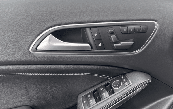 mercedes-gla-180-d-fascination-7g-dct - 141204686