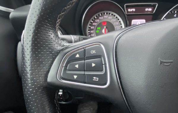 mercedes-gla-180-d-fascination-7g-dct - 141204686