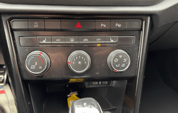 volkswagen-t-roc-2-0-tdi-150ch-r-line-dsg7 - 141704686