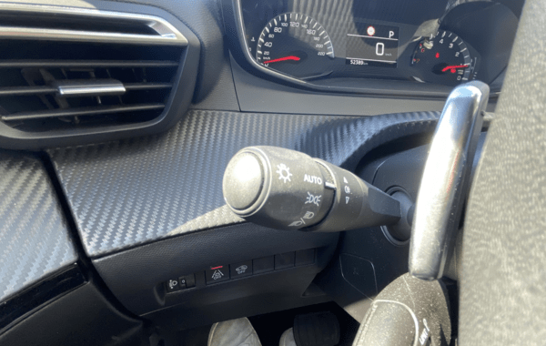 peugeot-2008-1-5-bluehdi-130ch-s-s-allure-eat8 - 144164686