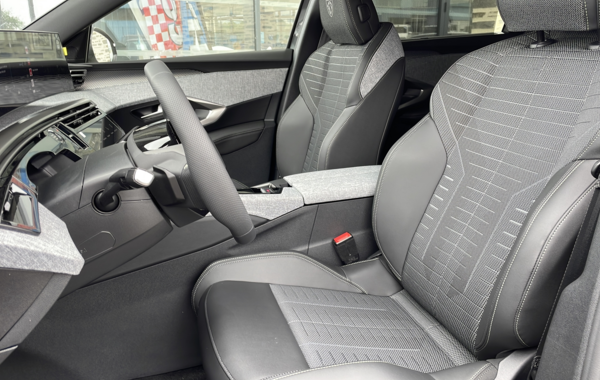 peugeot-5008-hybrid-145ch-gt-e-dcs6 - 145184686