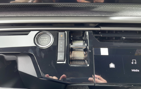 peugeot-5008-hybrid-145ch-gt-e-dcs6 - 145184686