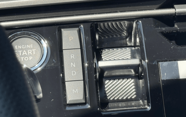 peugeot-5008-hybrid-145ch-gt-e-dcs6 - 145214686