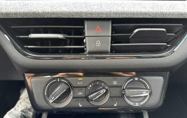 skoda-kamiq-1-0-tsi-evo-2-116ch-selection-dsg7 - 145304686