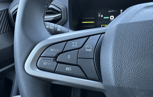 dacia-duster-1-6-hybrid-140ch-journey-4x2 - 147004686