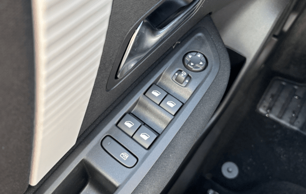citroen-c4-1-2-hybride-145ch-business-e-dcs6 - 147264686