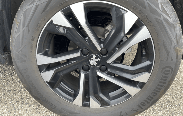 peugeot-2008-1-2-puretech-130ch-s-s-gt-eat8 - 147294686