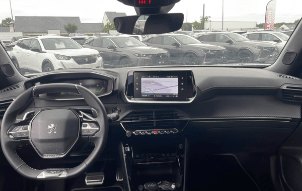peugeot-2008-1-2-puretech-130ch-s-s-gt-eat8 - 147294686