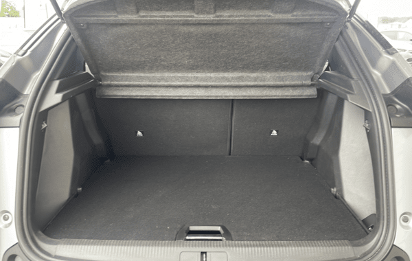 peugeot-2008-1-2-puretech-130ch-s-s-gt-eat8 - 147294686