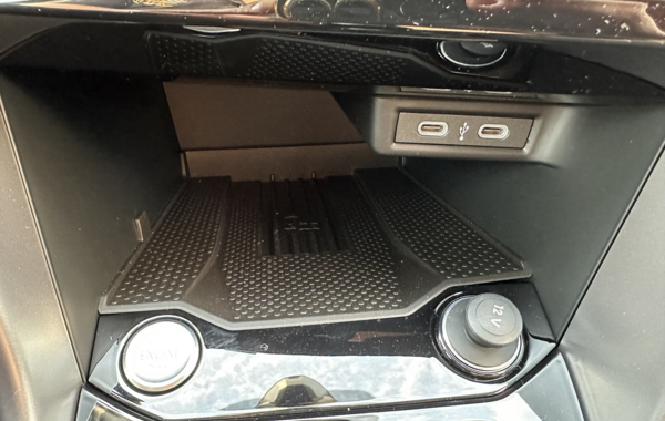 volkswagen-t-roc-1-5-tsi-evo2-150ch-life-plus-dsg7 - 147784686