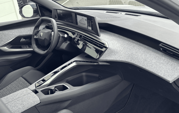 peugeot-5008-hybrid-145ch-allure-e-dcs6 - 148584686