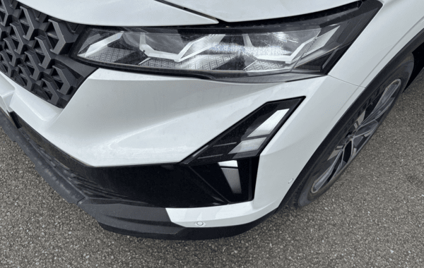 renault-austral-1-2-e-tech-full-hybrid-200ch-techno-25 - 151844686