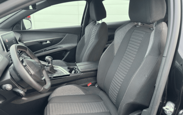 peugeot-3008-1-2-puretech-130ch-s-s-active-pack - 153964686