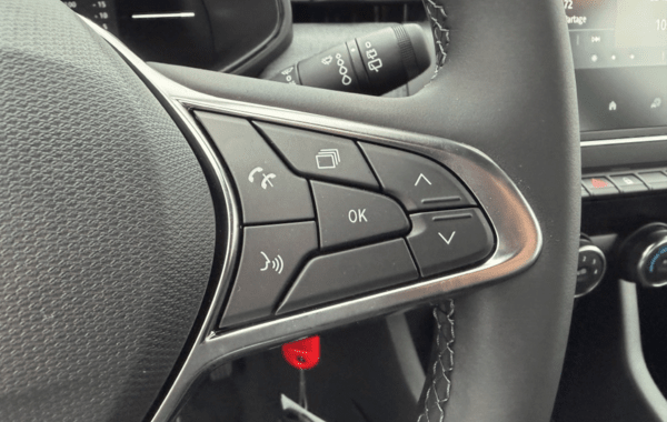 renault-clio-v-1-5-dci-100ch-evolution-25 - 154374686