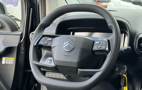 citroen-berlingo-taille-m-1-5-bluehdi-130ch-s-s-plus-5-places - 154594686