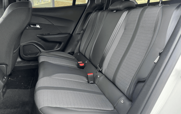 peugeot-2008-1-5-bluehdi-130ch-s-s-allure-eat8 - 155234686