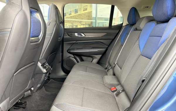 lynk-co-01-1-5-phev-261ch-dcth-7 - 156204686