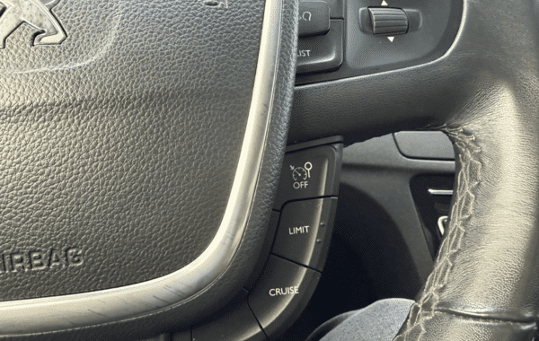 peugeot-508-2-0-bluehdi-180ch-fap-allure-business-eat6 - 157434686