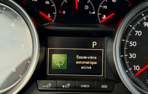 peugeot-508-2-0-bluehdi-180ch-fap-allure-business-eat6 - 157434686
