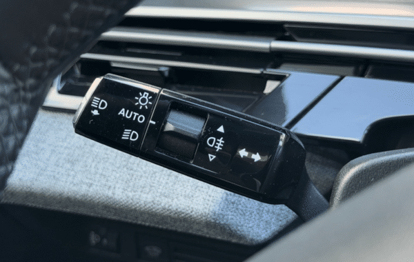peugeot-3008-1-2-hybrid-136ch-allure-e-dcs6 - 159434686