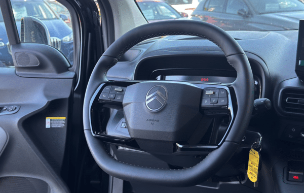 citroen-berlingo-taille-m-1-5-bluehdi-130ch-s-s-max-eat8-5-places - 160434686