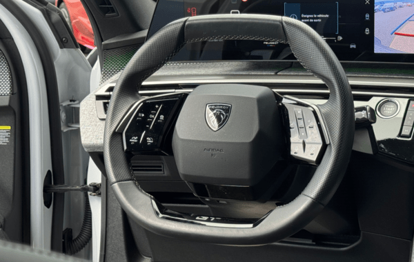 peugeot-5008-hybrid-145ch-gt-e-dcs6 - 160784686