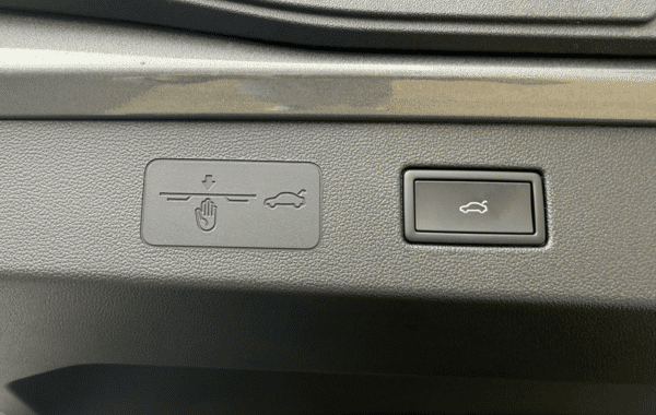 volkswagen-t-roc-1-5-etsi-150ch-r-line-dsg7 - 162084686