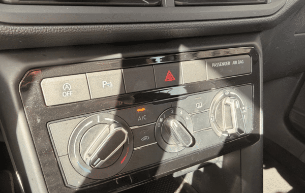 volkswagen-t-cross-1-6-tdi-95ch-lounge-business-dsg7 - 162804686