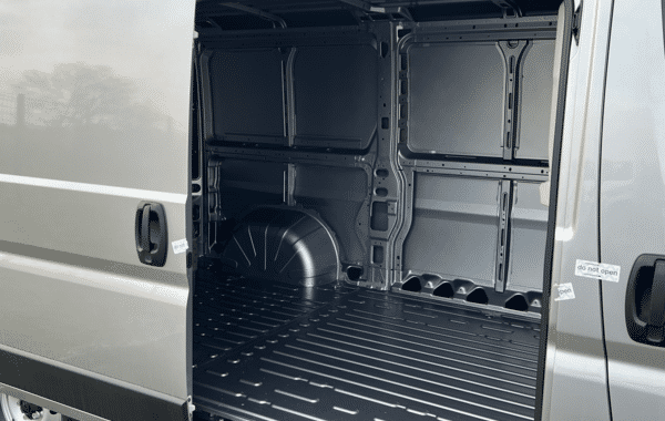 peugeot-boxer-fg-l2h1-3-3-120ch-s-s - 163104686
