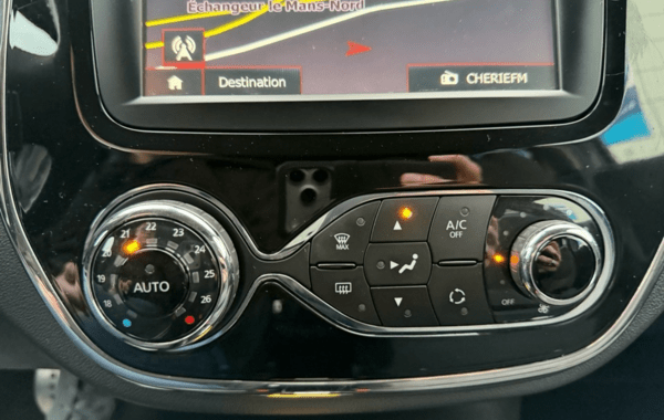 renault-captur-1-5-dci-90ch-energy-intens-edc - 163364686