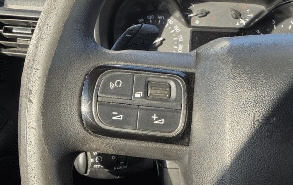 citroen-berlingo-van-m-1000kg-bluehdi-130-s-s-club-eat8 - 164424686