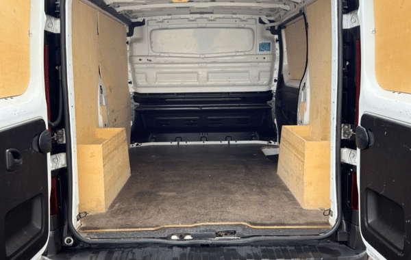 renault-trafic-iii-fg-l1h1-2t8-2-0-blue-dci-150ch-advance-24 - 164544686