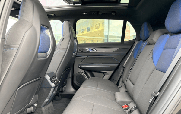 lynk-co-01-1-5-phev-261ch-dcth-7 - 165054686