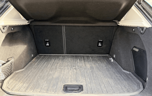 lynk-co-01-1-5-phev-261ch-dcth-7 - 165054686