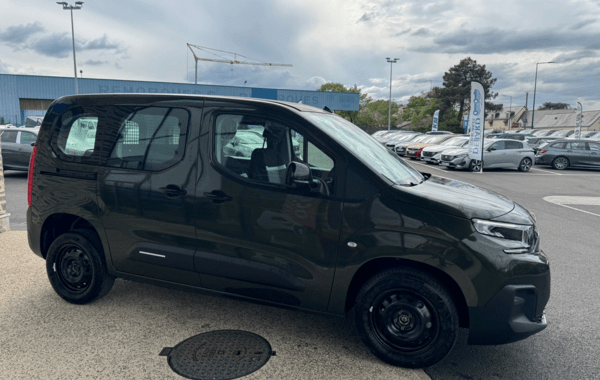 citroen-berlingo-m-1-5-bluehdi-100ch-s-s-plus-5-places-n1 - 165154686